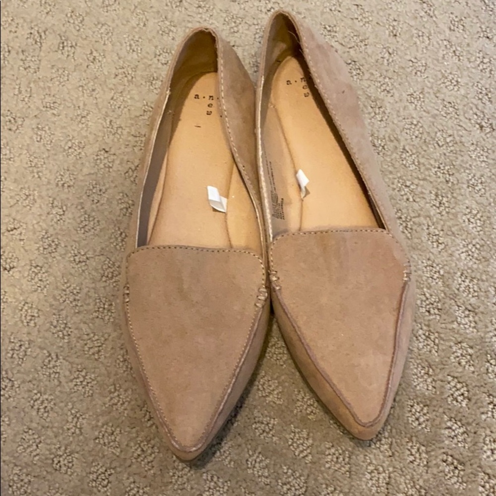 A New Day size 9 tan suede loafers
